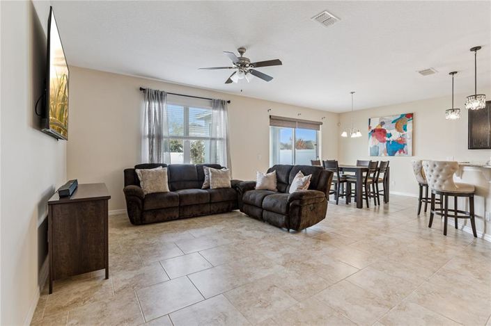 Image No.6-5 Bed House for sale