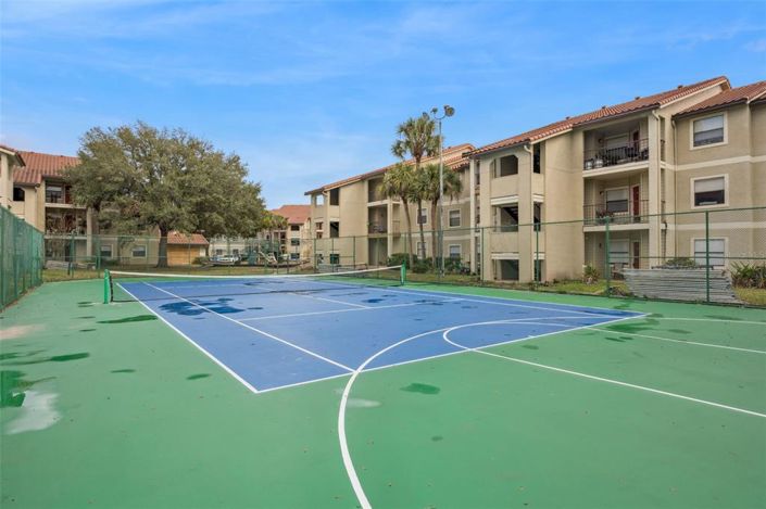 Image No.26-2 Bed Apartment for sale