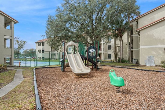 Image No.28-2 Bed Apartment for sale