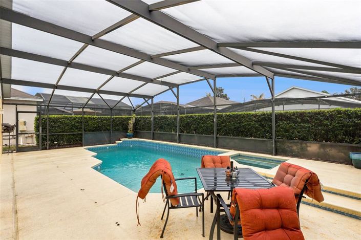 Image No.19-4 Bed House for sale