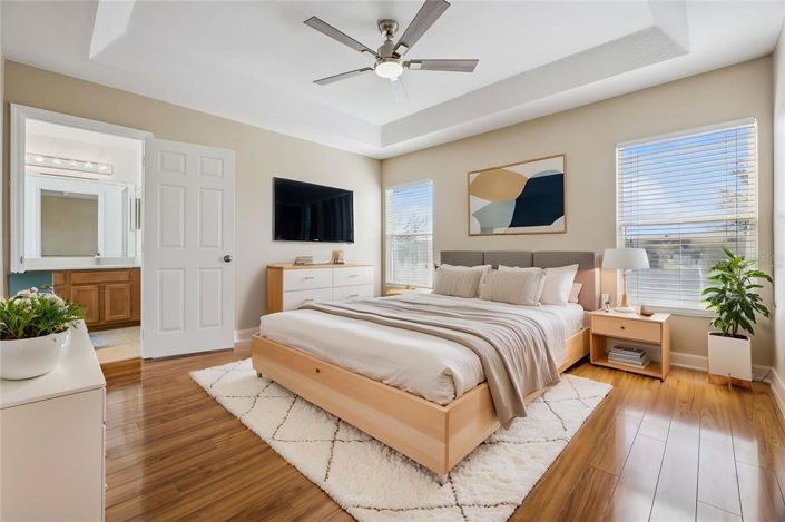 Image No.12-5 Bed House for sale