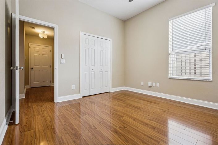 Image No.29-5 Bed House for sale