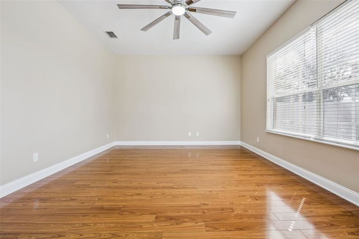 Image No.32-5 Bed House for sale