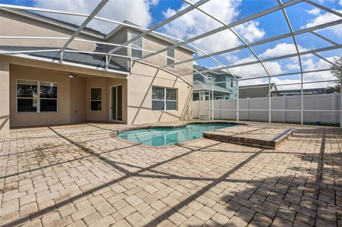 Image No.45-5 Bed House for sale