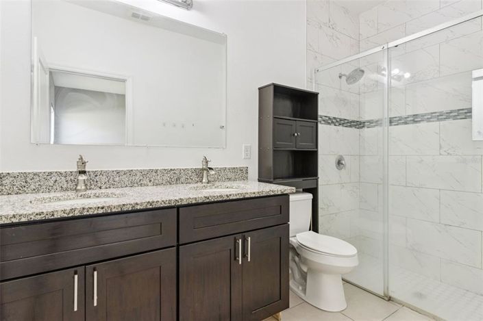 Image No.16-4 Bed House for sale