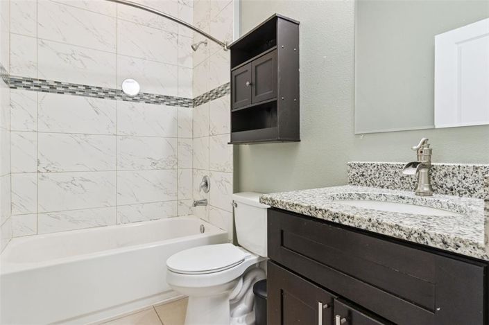 Image No.17-4 Bed House for sale