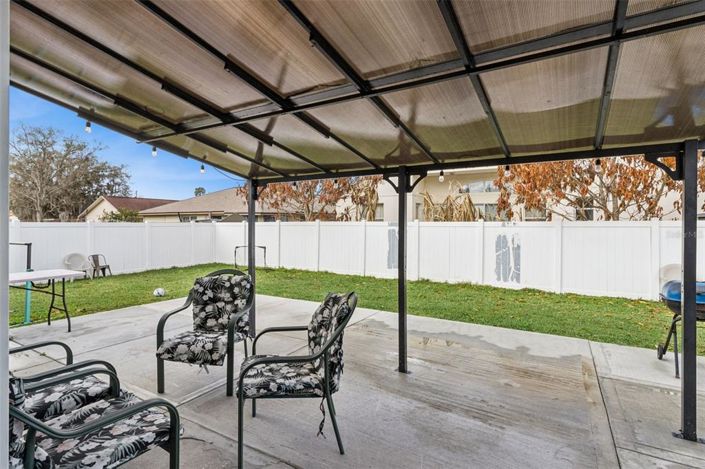 Image No.18-4 Bed House for sale