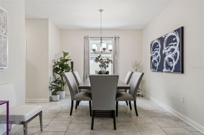 Image No.11-6 Bed House for sale