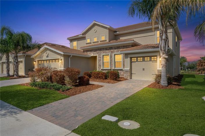 Image No.2-6 Bed House for sale