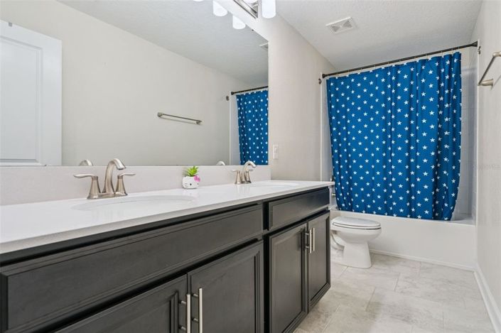 Image No.31-6 Bed House for sale