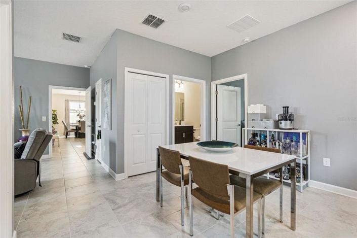 Image No.40-6 Bed House for sale