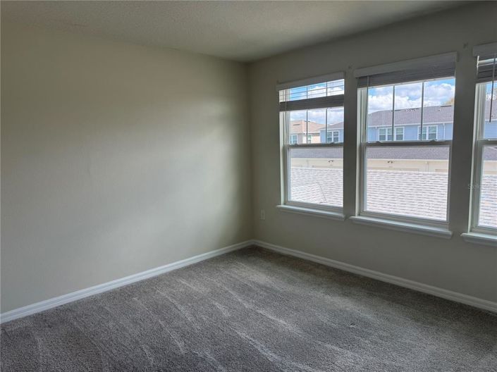 Image No.11-3 Bed Townhouse for sale