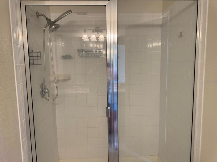 Image No.14-3 Bed Townhouse for sale