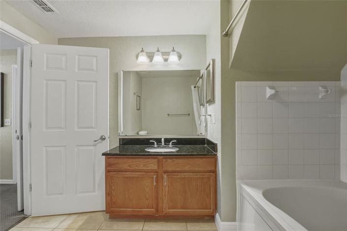 Image No.14-Appartement de 3 chambres à vendre à Saint John