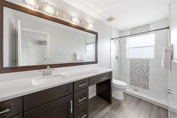 Image No.35-5 Bed House for sale