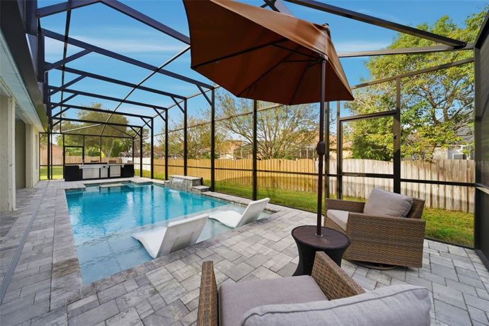 Image No.36-5 Bed House for sale