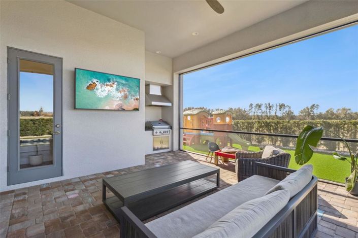 Image No.30-4 Bed House for sale