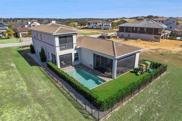 Image No.37-4 Bed House for sale