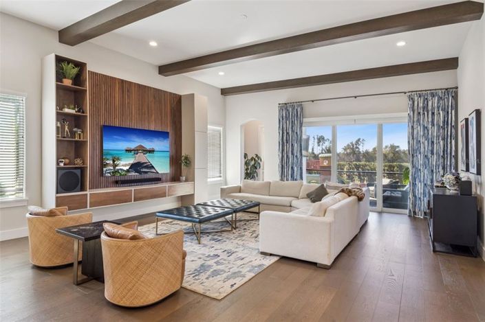 Image No.4-4 Bed House for sale