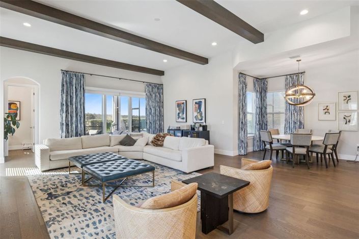 Image No.6-4 Bed House for sale