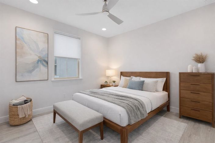 Image No.25-4 Bed House for sale