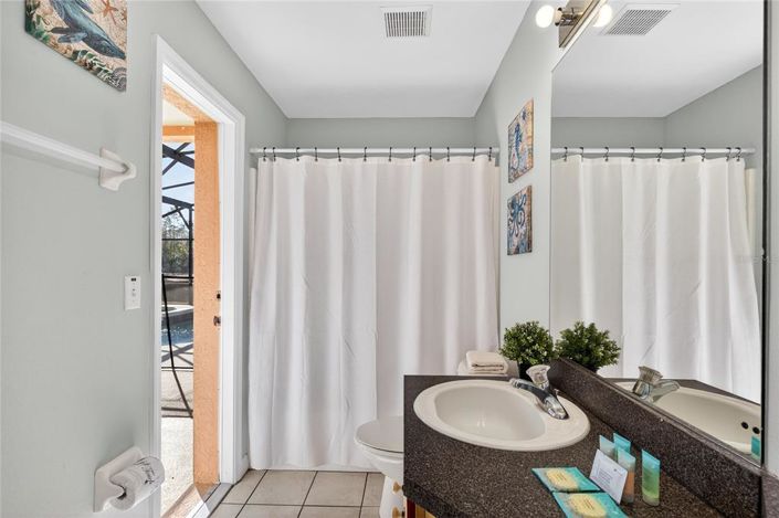 Image No.17-5 Bed House for sale