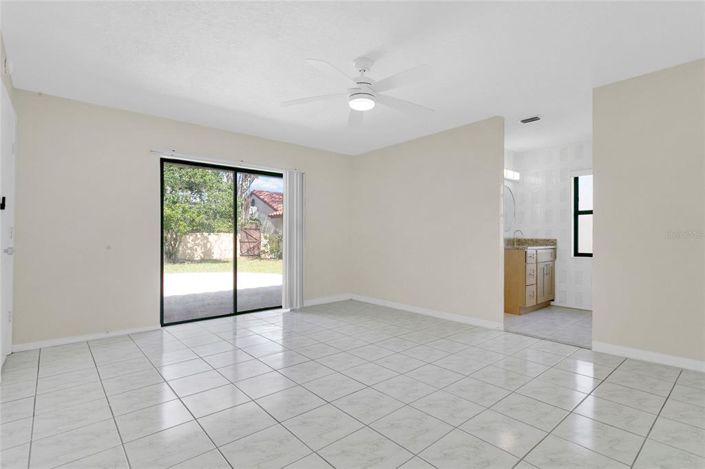 Image No.16-3 Bed House for sale