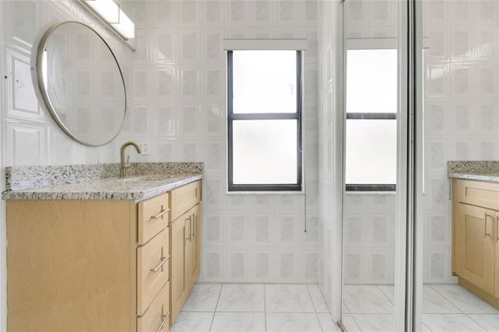 Image No.19-3 Bed House for sale