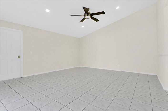 Image No.24-3 Bed House for sale