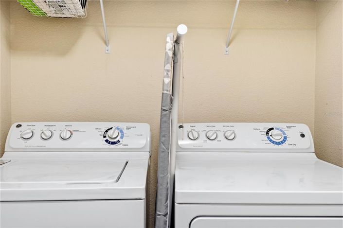 Image No.16-4 Bed Townhouse for sale