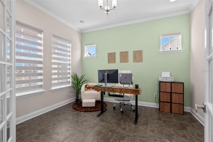 Image No.12-5 Bed House for sale