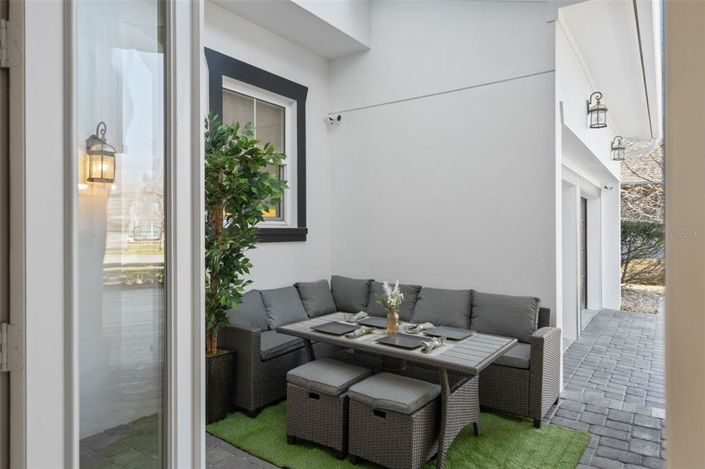 Image No.15-5 Bed House for sale