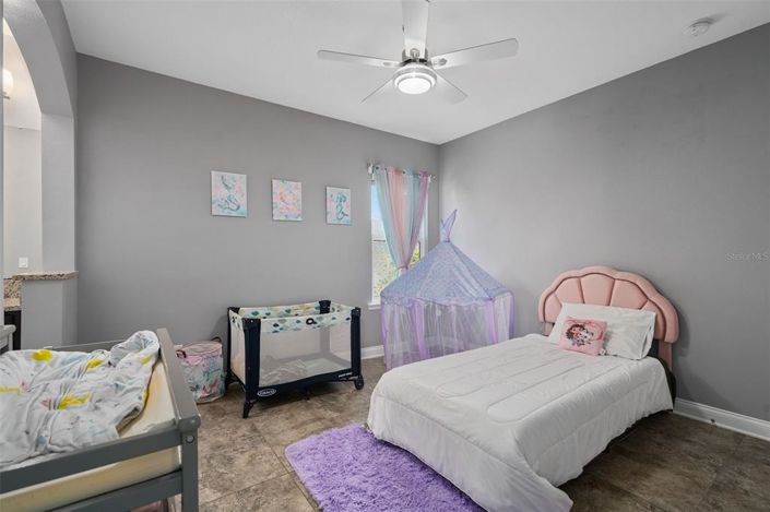 Image No.44-5 Bed House for sale