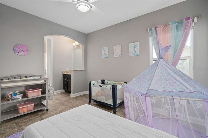 Image No.46-5 Bed House for sale