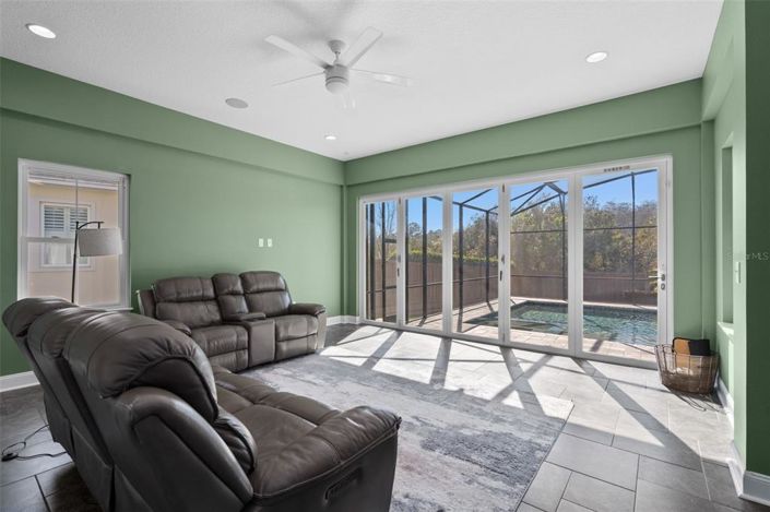 Image No.54-5 Bed House for sale