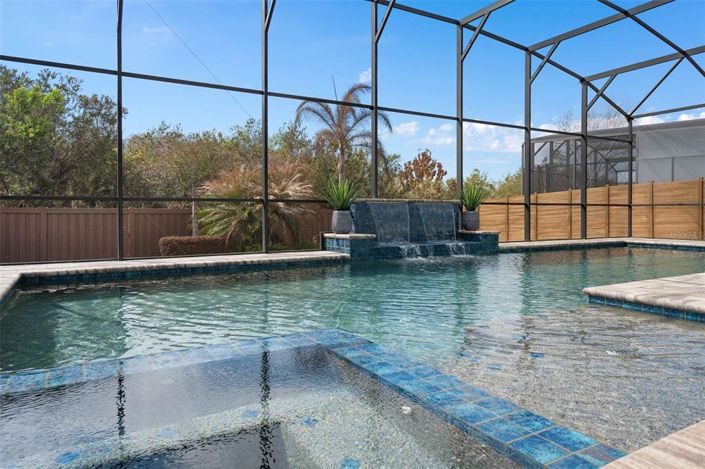 Image No.55-5 Bed House for sale