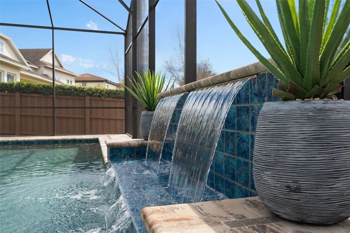 Image No.58-5 Bed House for sale