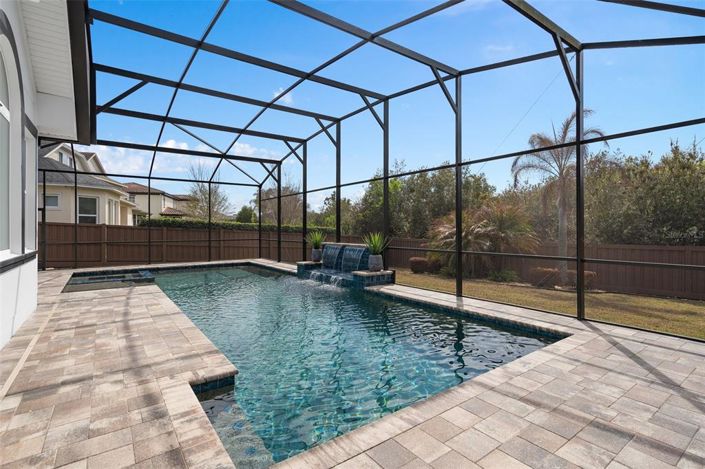 Image No.60-5 Bed House for sale