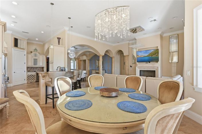 Image No.25-5 Bed House for sale