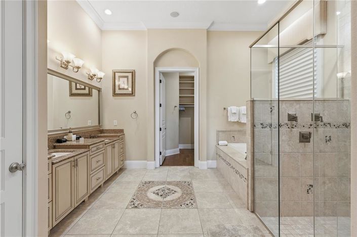 Image No.39-5 Bed House for sale