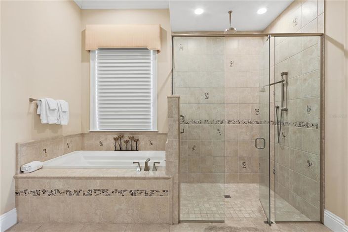 Image No.42-5 Bed House for sale