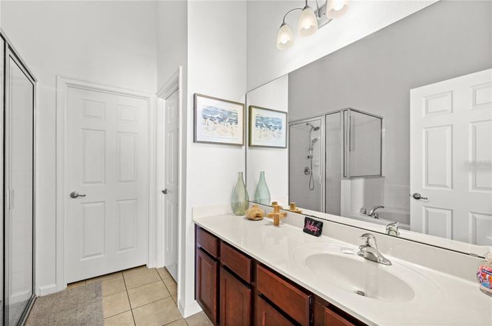 Image No.10-4 Bed House for sale