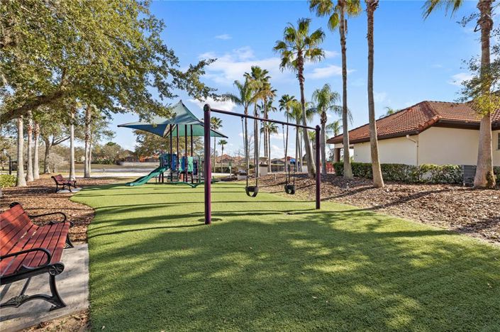 Image No.30-4 Bed House for sale