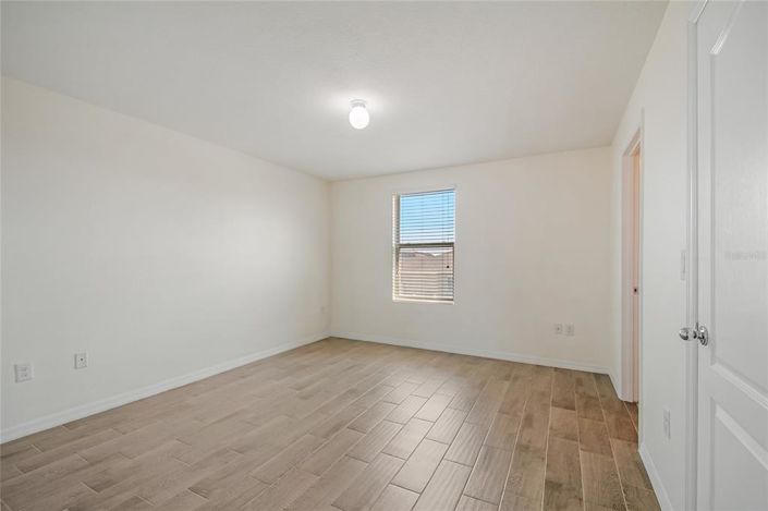 Image No.25-3 Bed Townhouse for sale