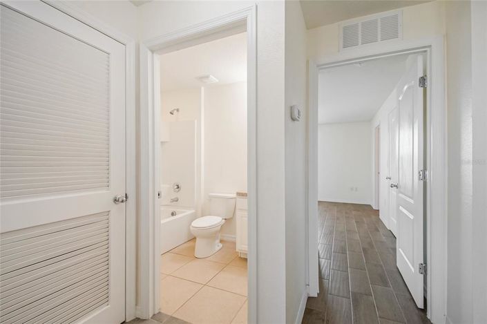 Image No.30-3 Bed Townhouse for sale