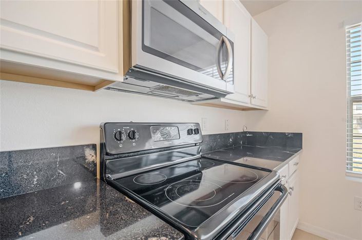 Image No.9-3 Bed Townhouse for sale