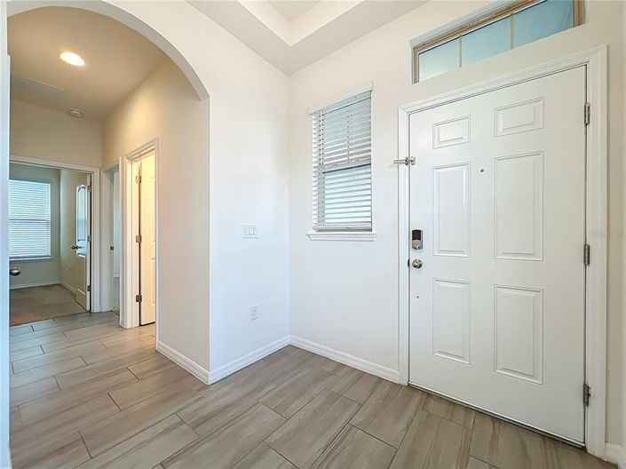 Image No.11-3 Bed House for sale