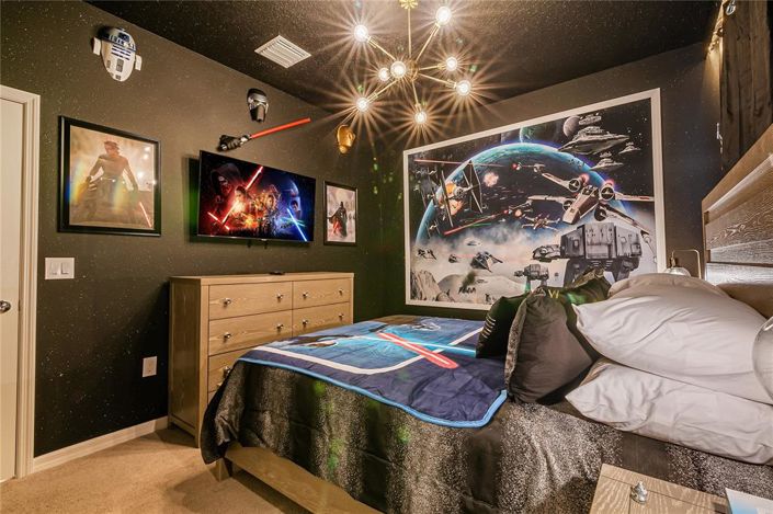 Image No.21-5 Bed Townhouse for sale