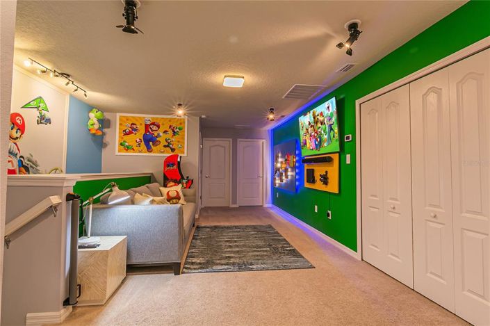 Image No.26-5 Bed Townhouse for sale