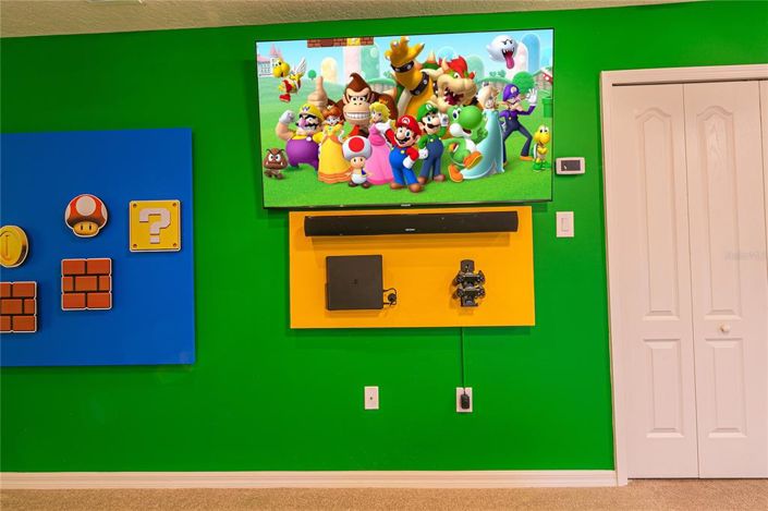 Image No.27-5 Bed Townhouse for sale